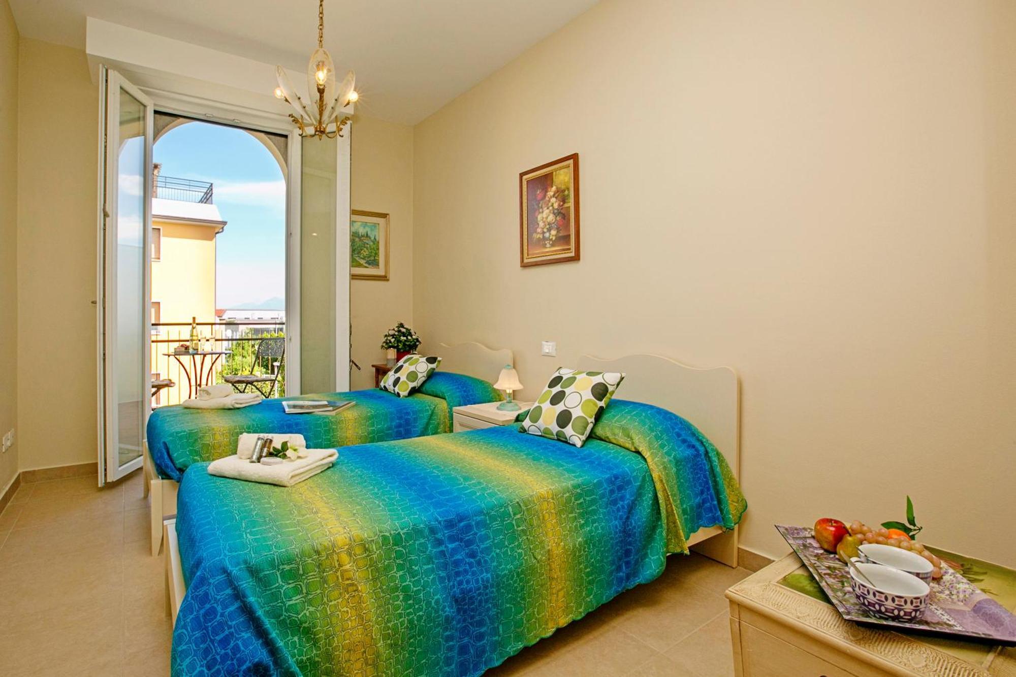 Villa Mimosa - Appartamento 2 - Happy Rentals Desenzano del Garda Dış mekan fotoğraf